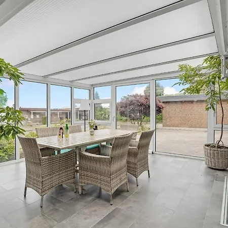 Stunning In With Wifi