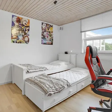 Stunning Home In Krusa With Wifi Vakantiehuis