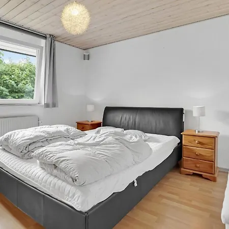 Stunning Home In Krusa With Wifi Kruså