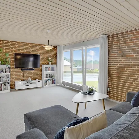 Stunning Home In Krusa With Wifi Vakantiehuis Kruså