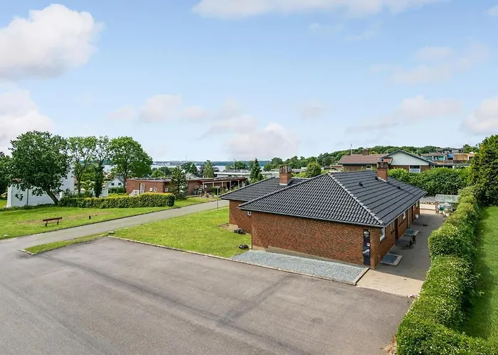 Feriehus Stunning In With Wifi